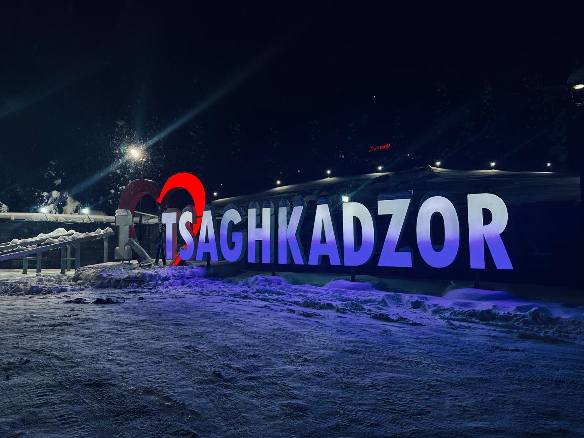 Tsaghkazdor Luxury Apartment ซากาดซอร์ ภายนอก รูปภาพ